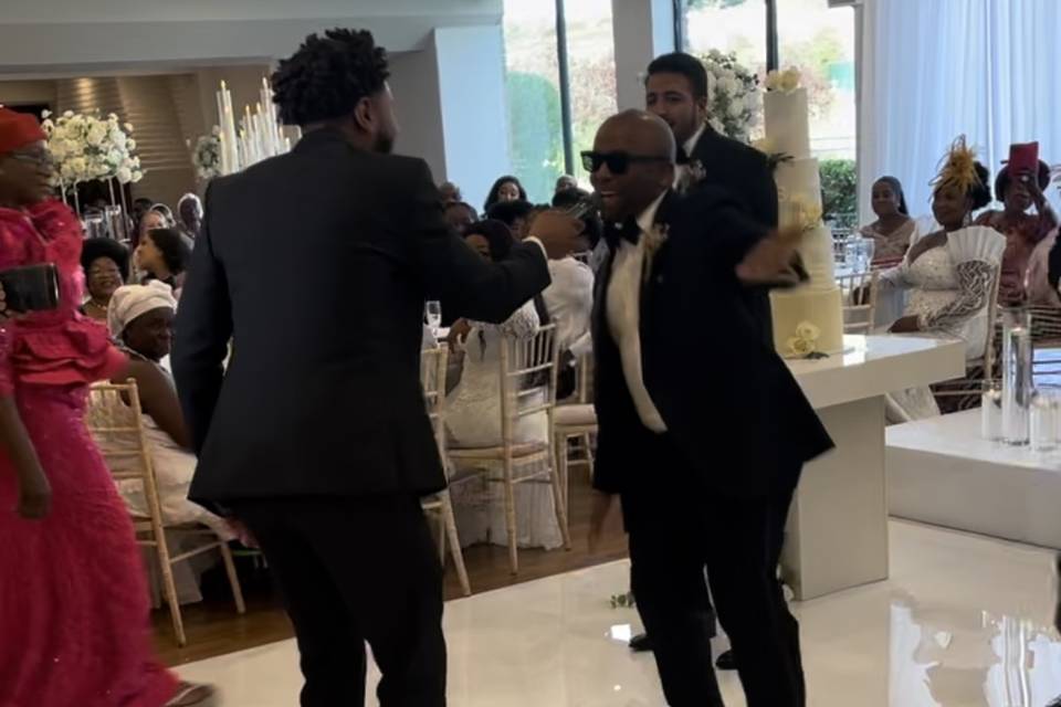 Good vibes from the groomsmen