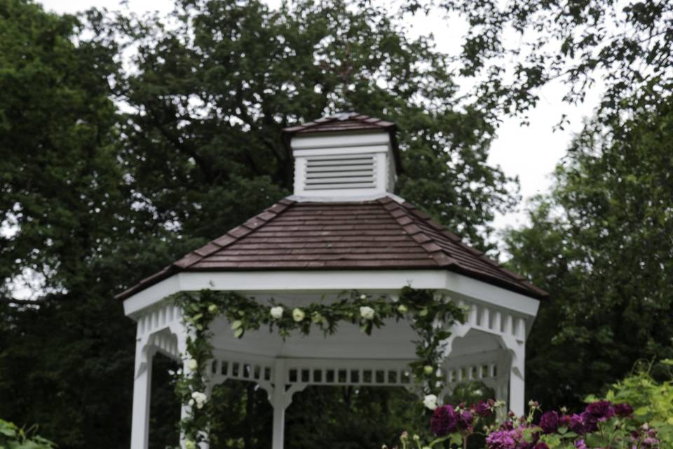 Sheene mill garland
