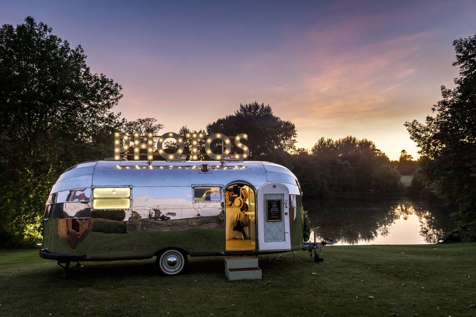 Photo Booths Airstream Studio 145