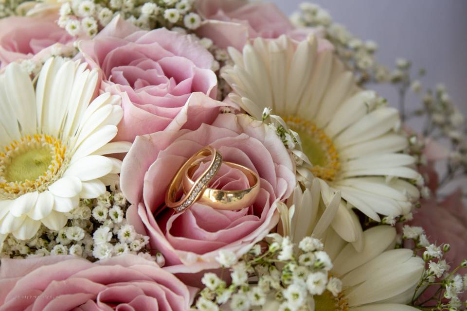 Rings & Bouquet