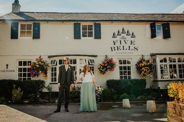The Five Bells, Leighton Buzza