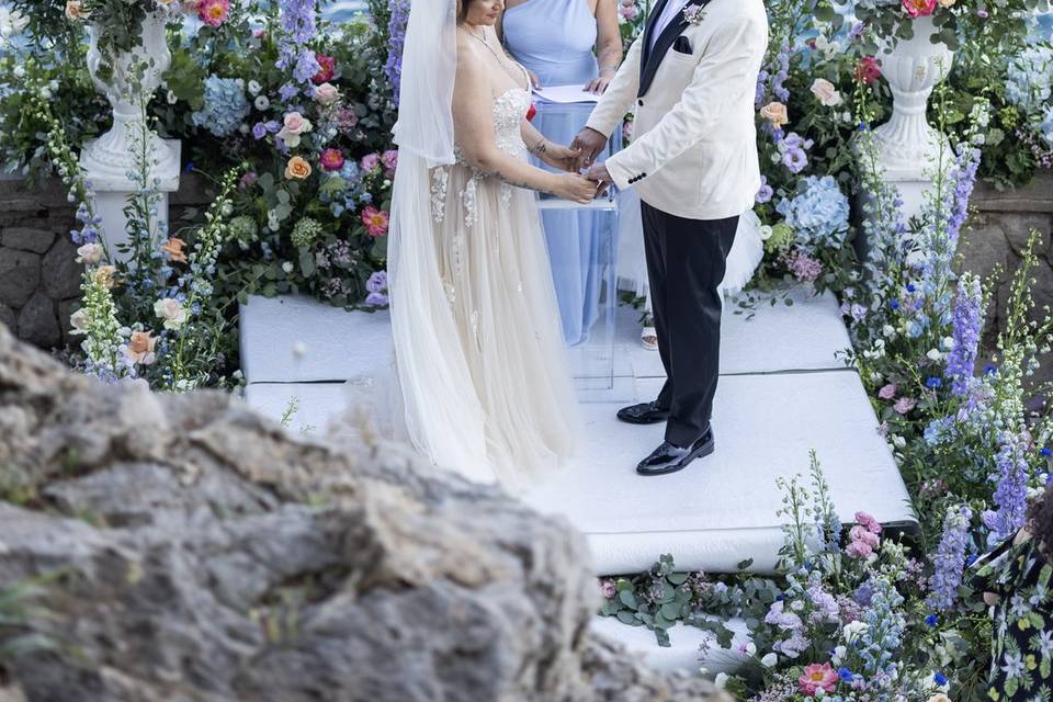 Maria Mannino Floral Designer