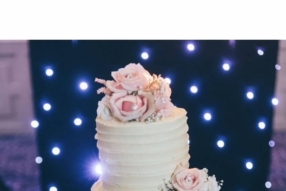 Rustic wedding cake