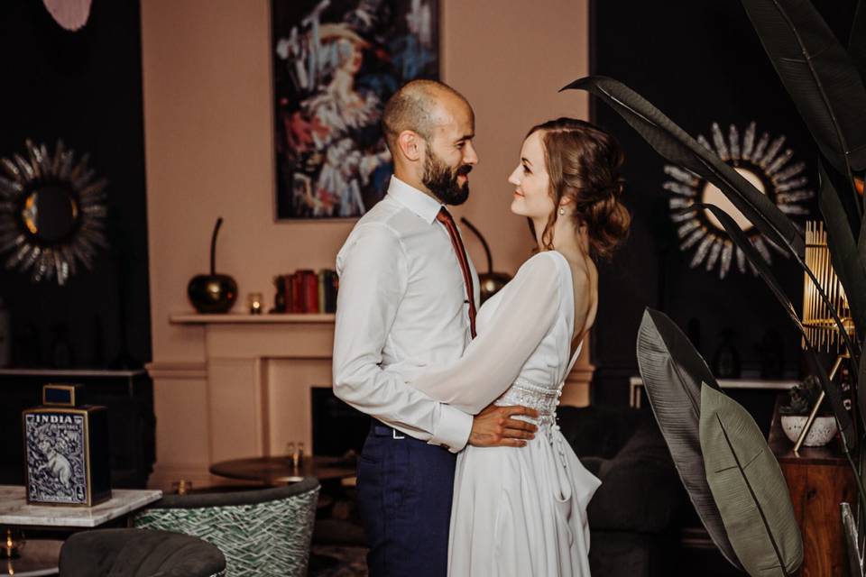 Couple in Garden Room