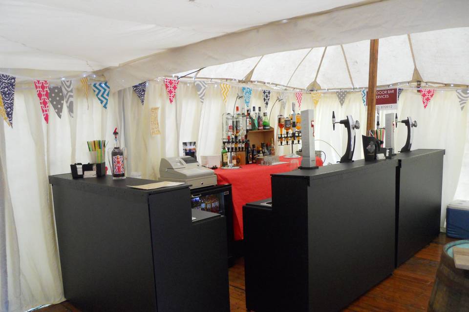 Marquee bar at Tyninghame