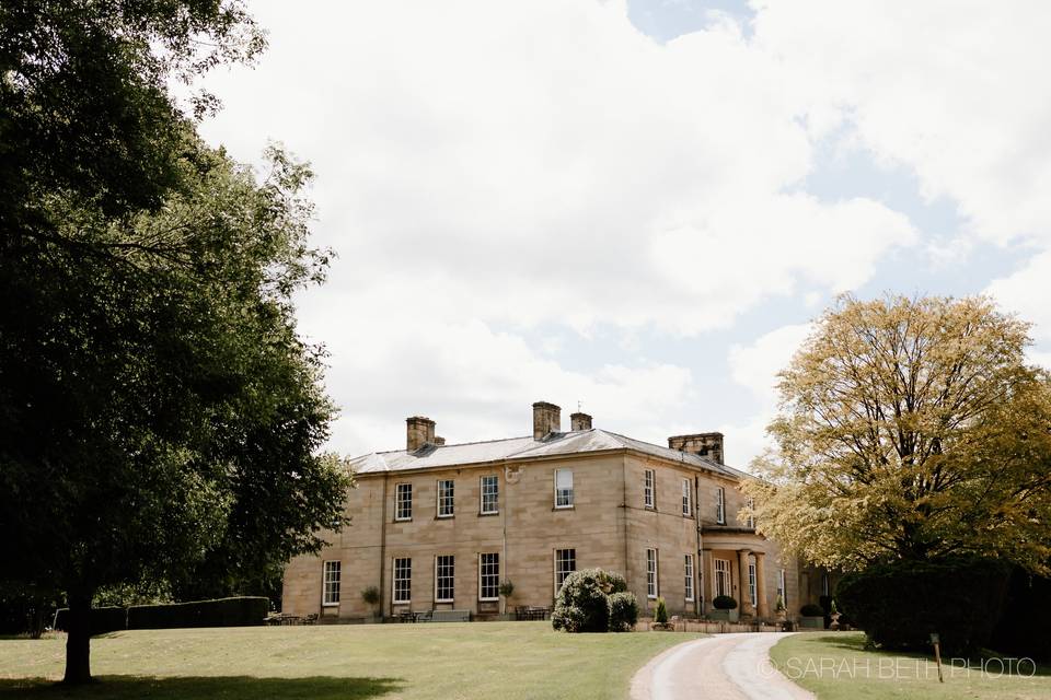 Hall drive