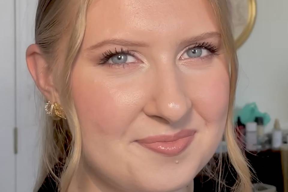 Soft Glam Bridesmaid