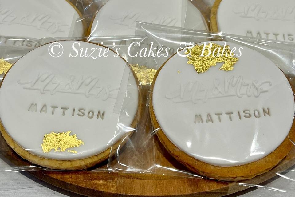 Wedding favour biscuits