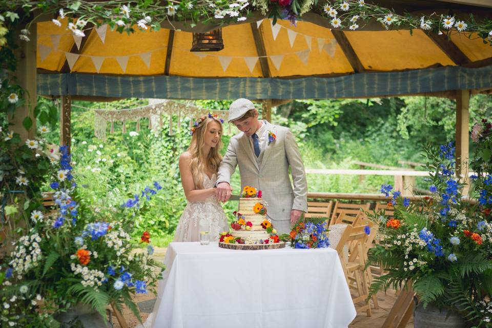 Cornish Tipi Weddings