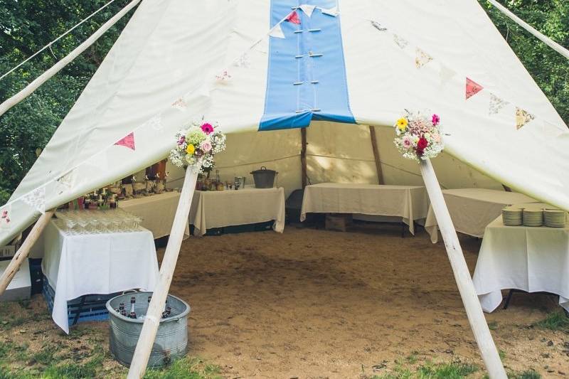 Cornish Tipi Weddings 25