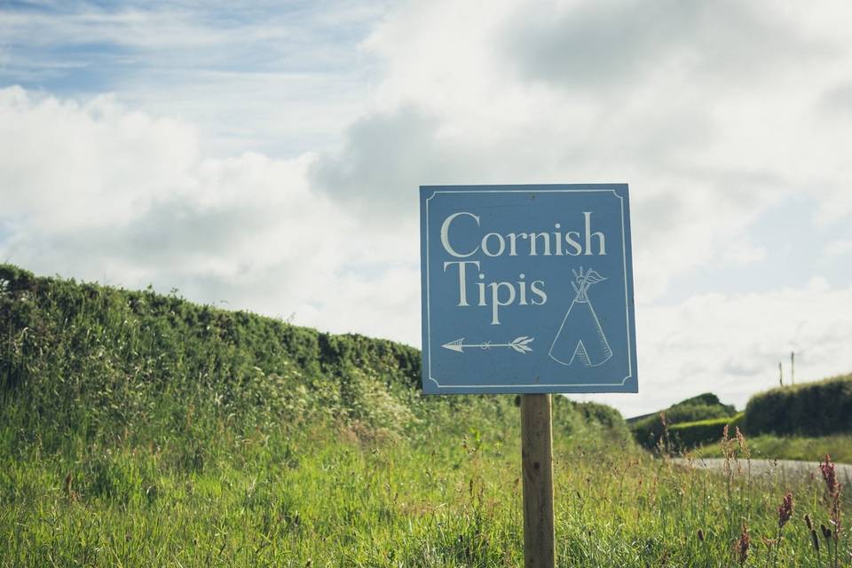 Cornish Tipi Weddings 37