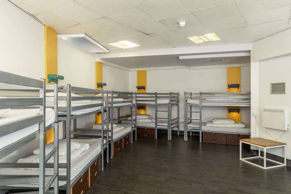 14 bed dorm