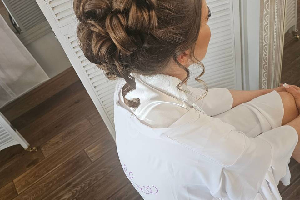 Bridal High bun