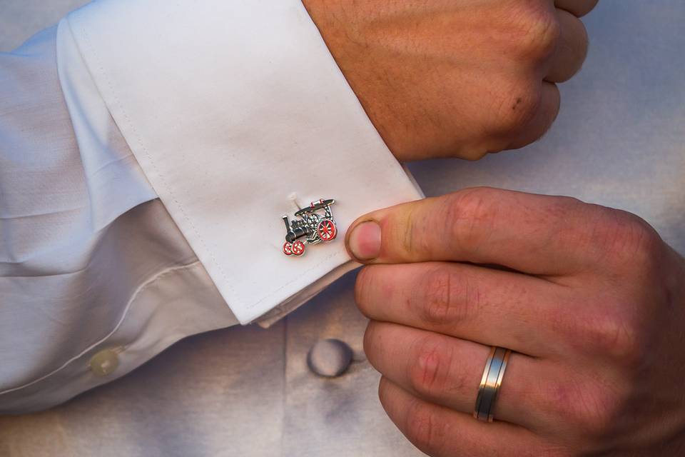 Cuff links