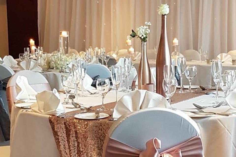 Table and decor