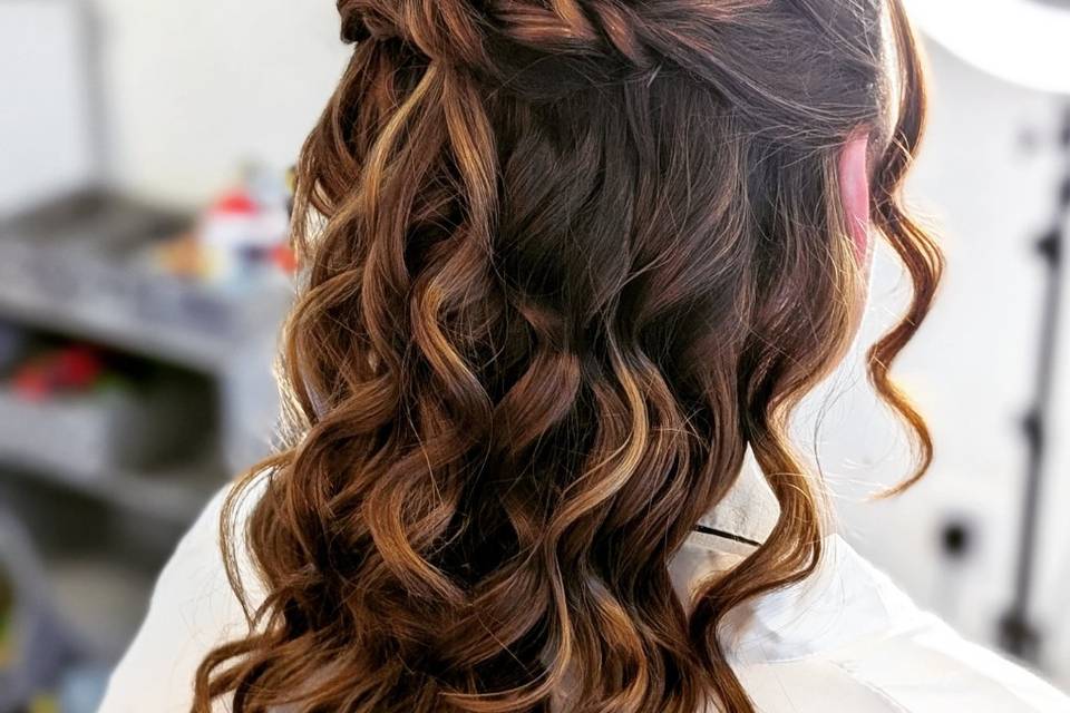 Twisted waves