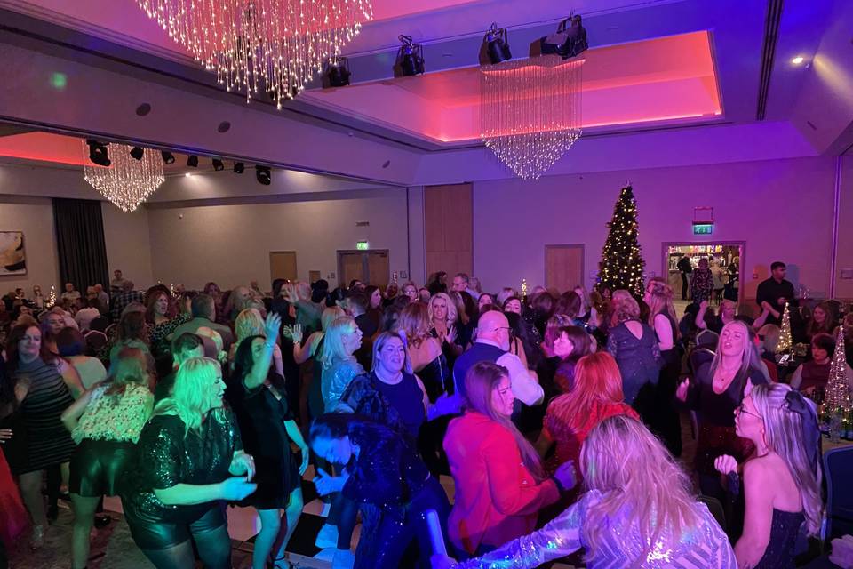 Crowd Pic From a Wedding