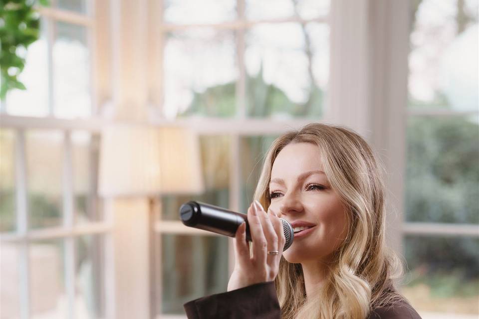 Wedding singer uk