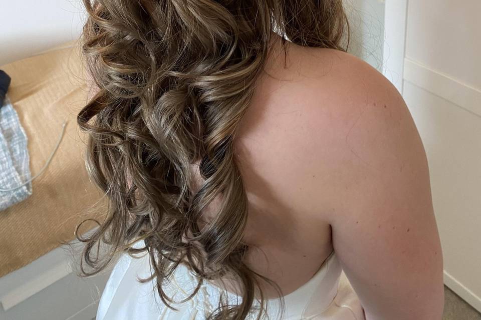 Half up curls, twist detail