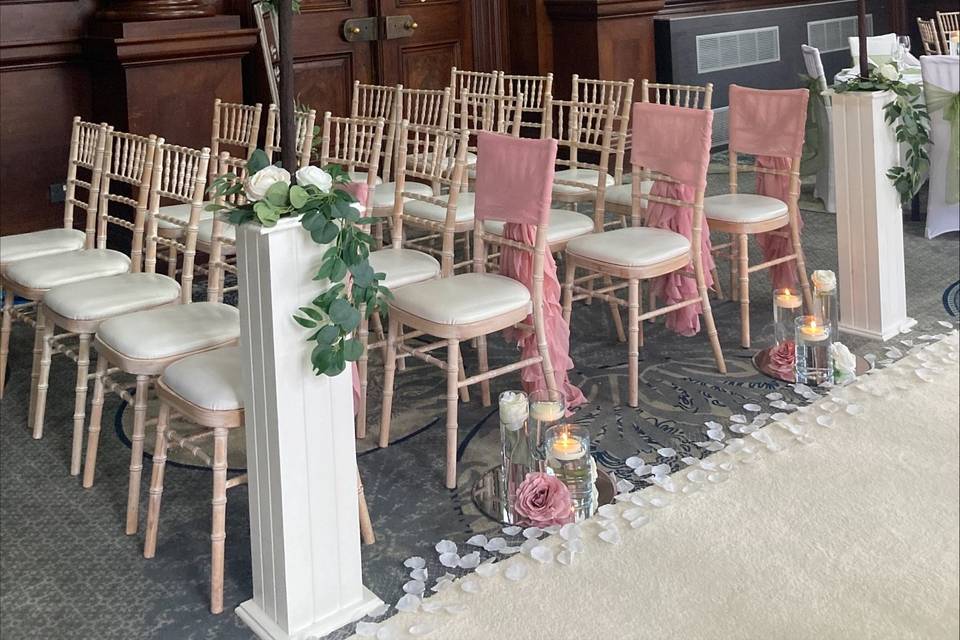 Black cream flower table