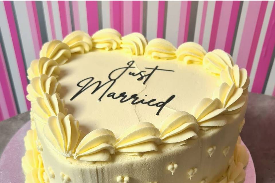 CeCe's Cakes and Bakes