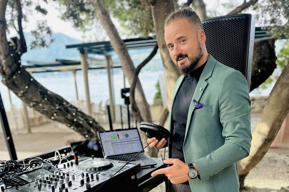 Wedding Dj