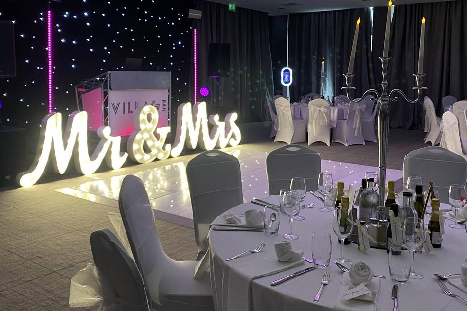 Mr & Mrs