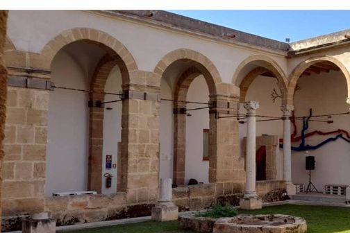 The cloister of the Convento d