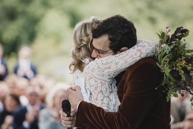 Wedding celebrant Cotswolds