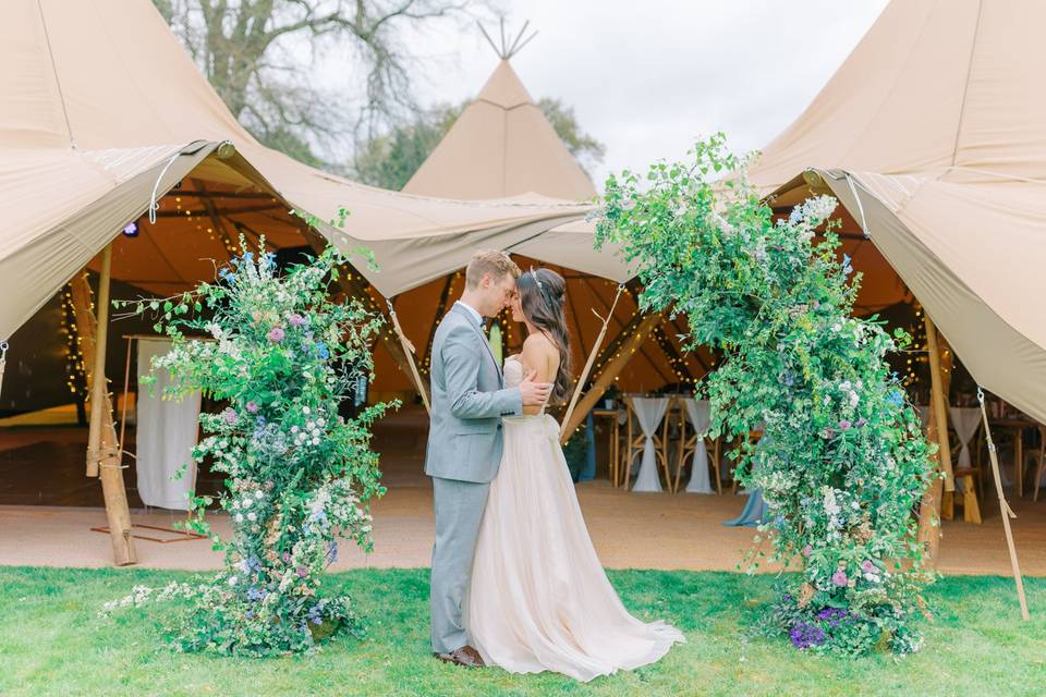 Tipi wedding