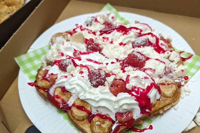 Raspberry etonmess bubble waff