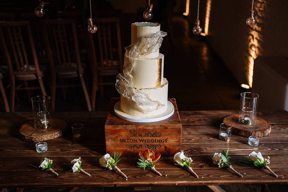 Ufton Court cake table