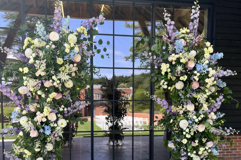 Post Barn arch