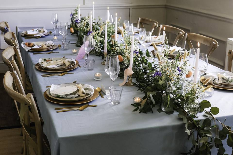 Long table styling