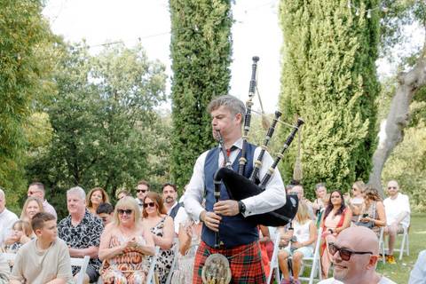 Groom entrance at ceremony