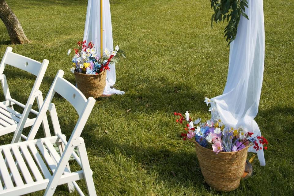 Ceremony arch