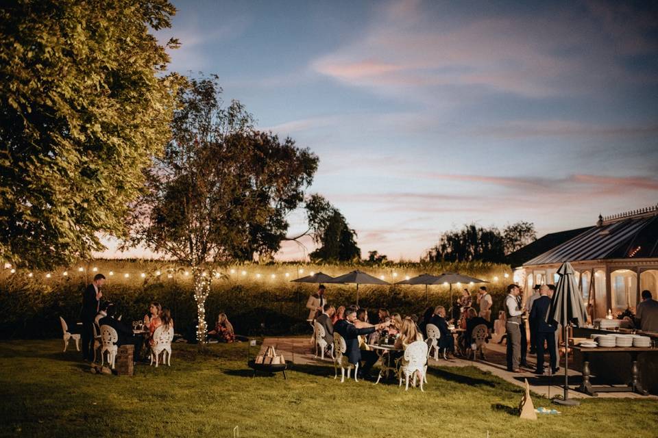 Evening reception garden