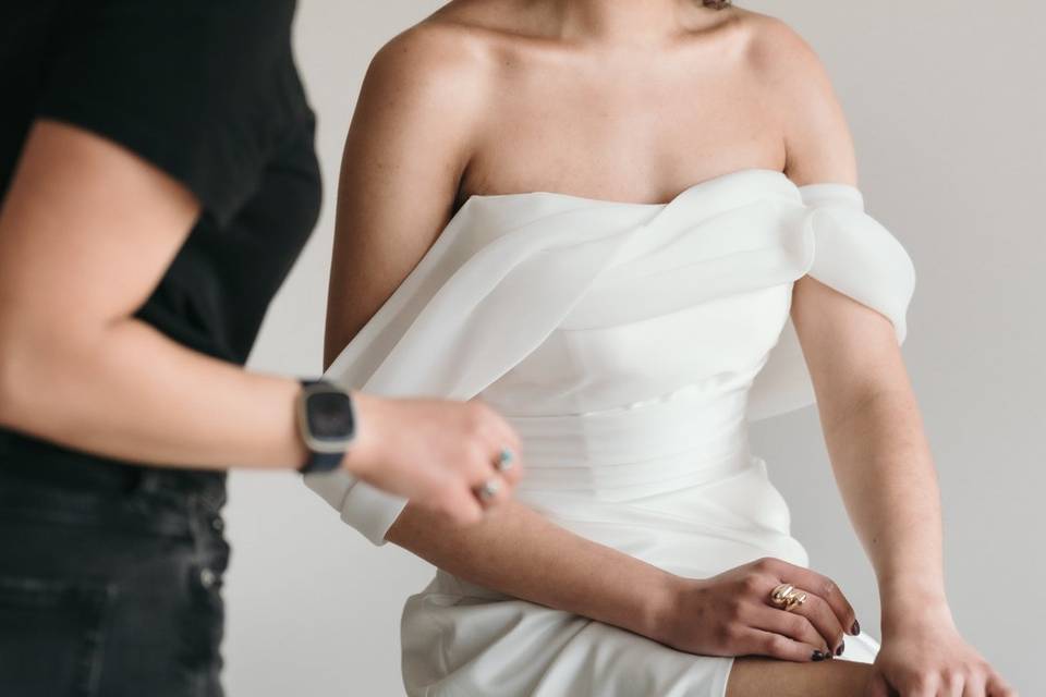 Naturally curly wedding hair