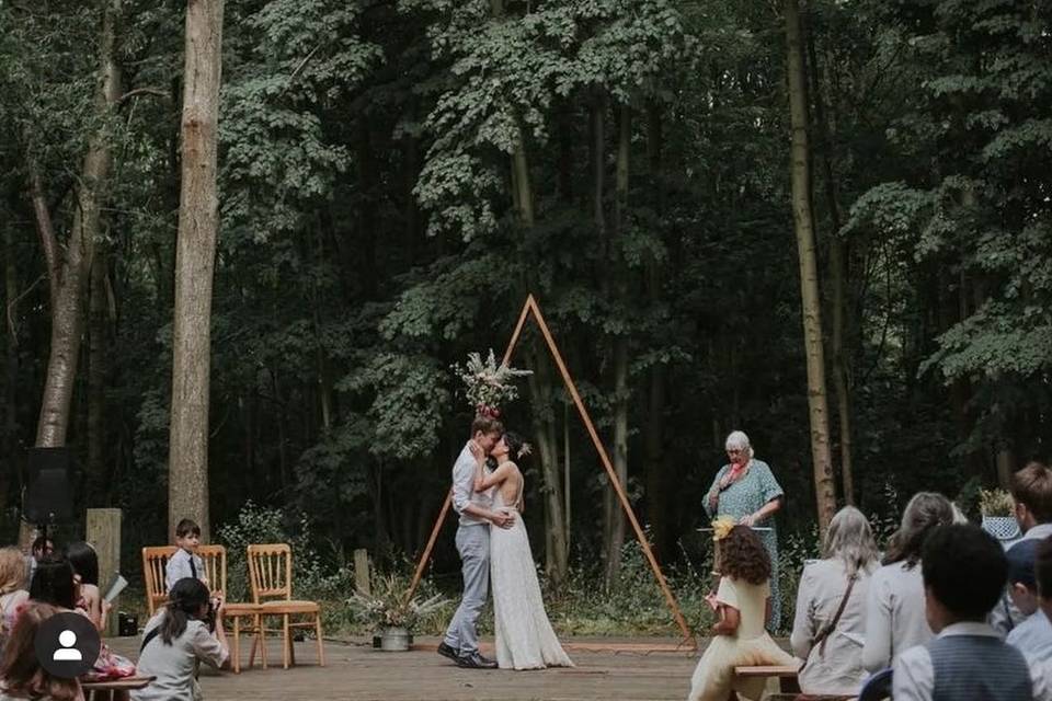 Woodland wedding ceremony