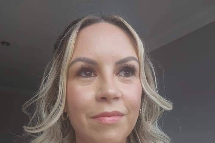 Bridesmaid makeup