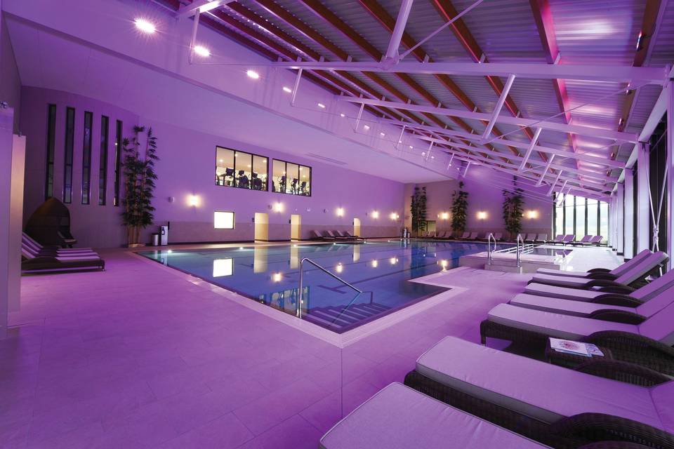 25m Indoor Pool