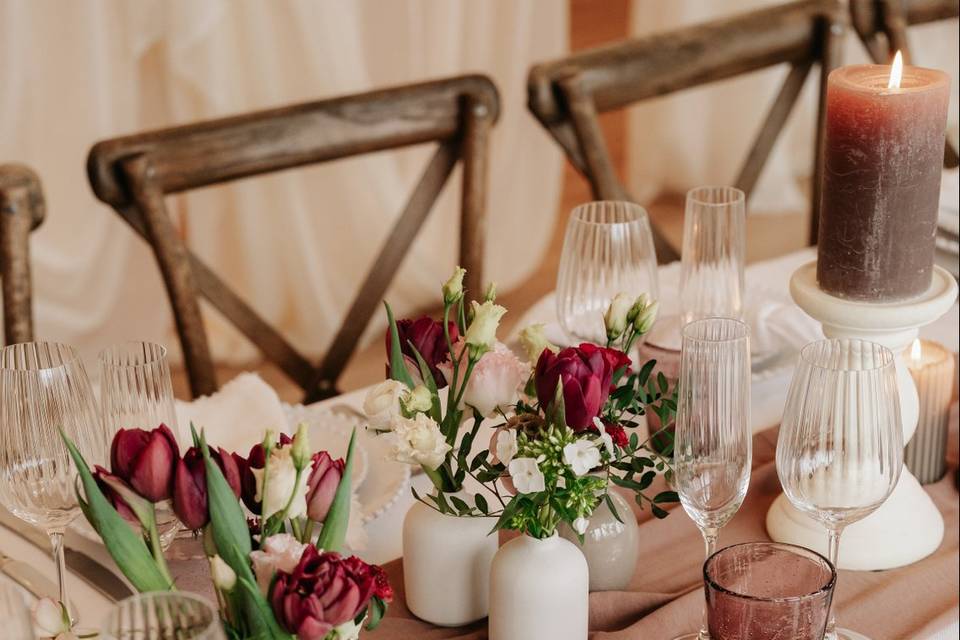 Romantic Table Decor Styling