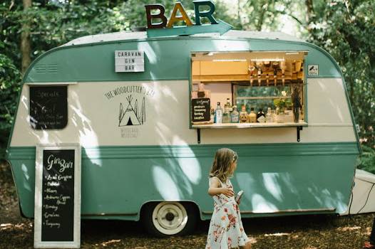 Caravan gin bar for weddings