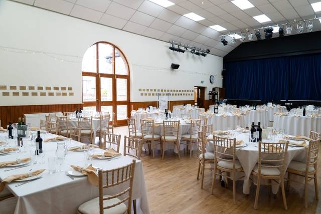 Hall set out for wedding