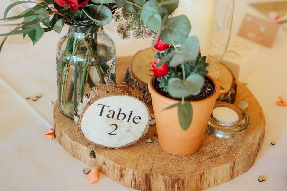 Table centrepiece