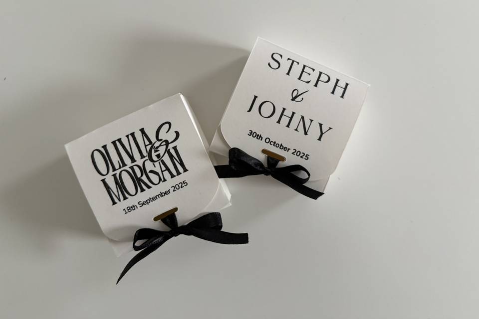 Personalised favour boxes