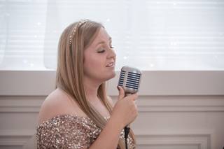 Chloe Boulton - Wedding Singer