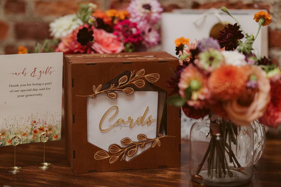 Welcome table set up