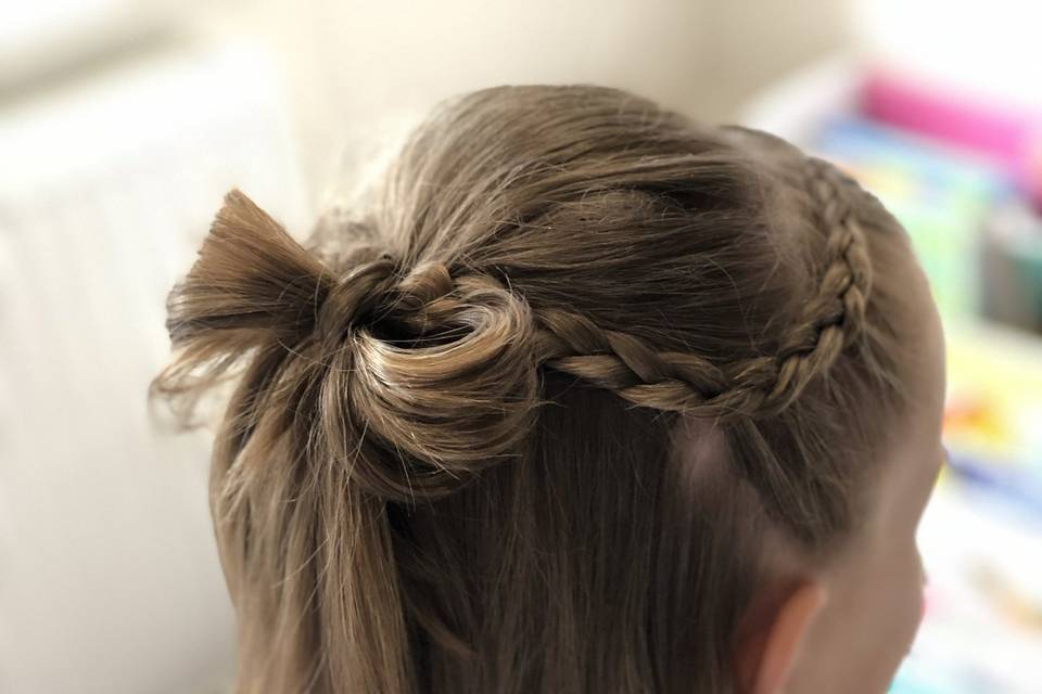 Bridesmaid Bow