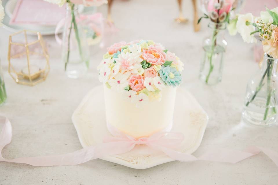 Iced Delights Cakes